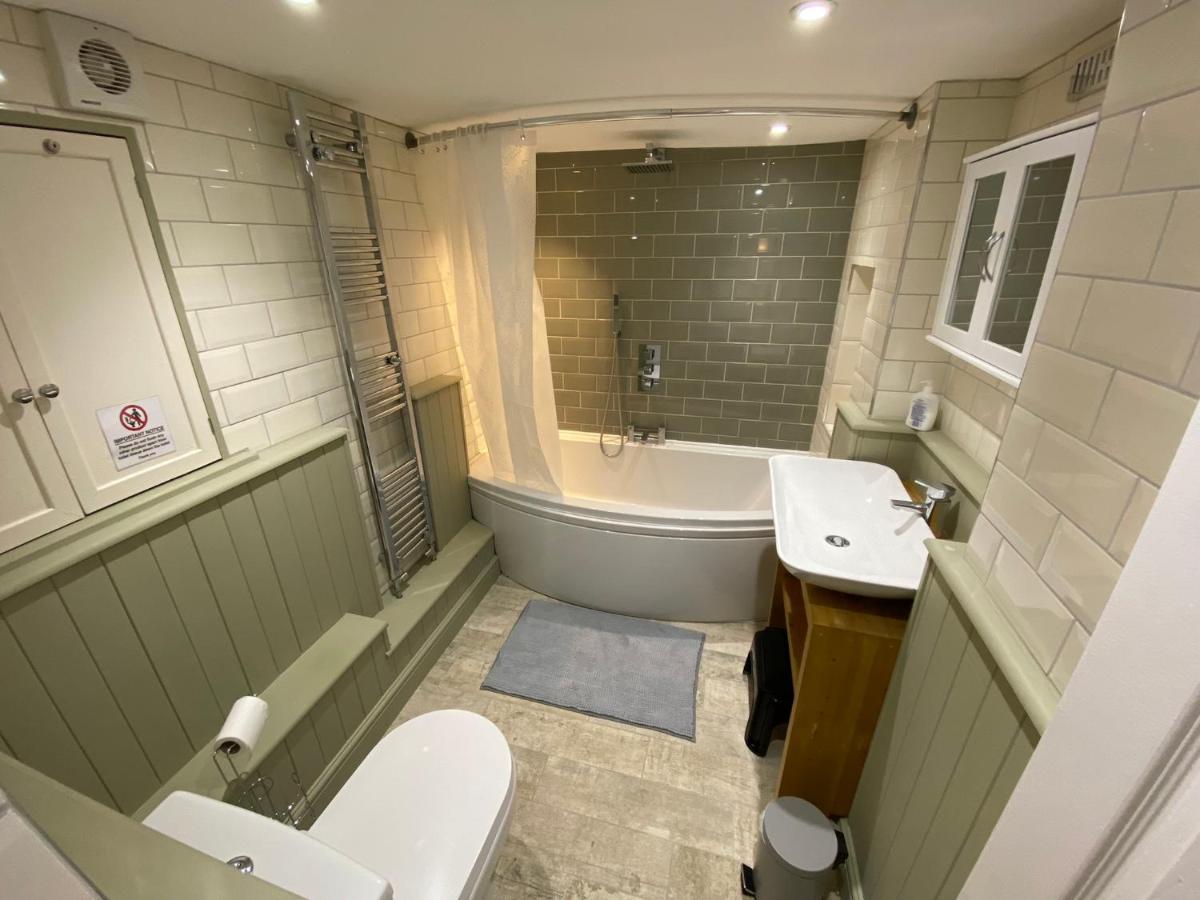 Westons Hideaway, 2 Bed, Free Parking, 6 Mins Walk To Beach, Buitenkant foto